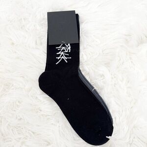 NWT Tesla Black and White Graphic Men's Socks